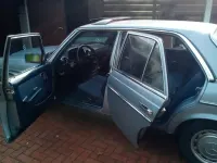 Gebraucht Mercedes 200 109 PS (80 kW) 1984 Grau Limousine
