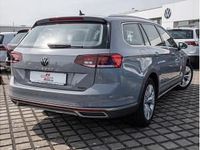Gebraucht VW Passat Alltrack 200 PS (147 kW) 2023 Grau (mondsteingrau) Kombi