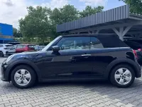Gebraucht Mini Cooper Cabriolet Essential 136 PS (100 kW) 2022 Schwarz Cabrio