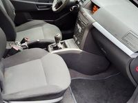 gebraucht Opel Astra Kombi 1.6 Twinport