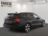 Gebraucht Volvo V60 Ultra 398 PS (292 kW) 2024 Onyx black / metallic Kombi