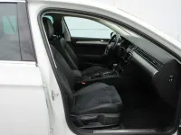 Gebraucht VW Passat Highline 179 PS (131 kW) 2017 Weiß Kombi