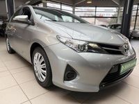 Gebraucht Toyota Auris Cool 99 PS (72 kW) 2015 Grau Kleinwagen