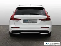 Gebraucht Volvo V60 Plus 349 PS (256 kW) 2025 Weiss Kombi