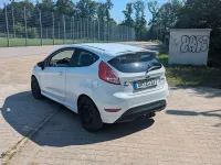 Gebraucht Ford Fiesta SYNC Edition 101 PS (74 kW) 2014 Weiß Kleinwagen
