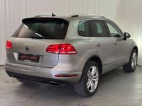 Gebraucht VW Touareg 262 PS (192 kW) 2015 Silber SUV