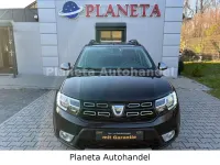 Gebraucht Dacia Sandero Celebration 90 PS (66 kW) 2018 Schwarz SUV