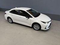 Neu Toyota Corolla 140 PS (102 kW) 2025 Weiß Limousine