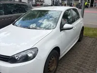 Gebraucht VW Golf VI Team 80 PS (58 kW) 2010 Weiß Kleinwagen