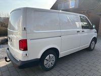 Gebraucht VW T6.1 150 PS (110 kW) 2021 Weiß Van