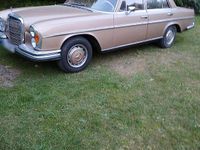 Gebraucht Mercedes 250 140 PS (102 kW) 1967 Gold Limousine