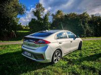 Gebraucht Hyundai Ioniq Premium 88 kW (120 PS) 2018 Silber Kleinwagen