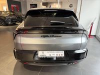 Neu Alfa Romeo Junior 145 PS (106 kW) 2025 Grigio arese, metalliclackier SUV