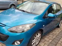 Gebraucht Mazda 2 Inclusive 102 PS (75 kW) 2011 Blau Kleinwagen