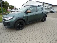 Neu Dacia Sandero Extreme 122 PS (89 kW) 2026 Grün SUV