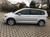 Gebraucht VW Touran 116 PS (85 kW) 2017 Silber Van / Kleinbus