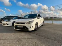 Gebraucht Ford Focus ST 226 PS (166 kW) 2008 Weiß Limousine