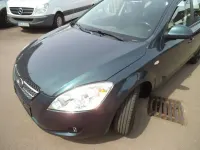 Gebraucht Kia Ceed LX 109 PS (80 kW) 2008 Grün Kleinwagen