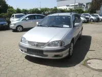 Gebraucht Toyota Avensis Sol 129 PS (94 kW) 2002 Silber Limousine
