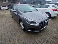Gebraucht Hyundai i40 Trend 141 PS (103 kW) 2016 Silber Kombi