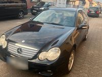 Gebraucht Mercedes C220 150 PS (110 kW) 2006 Schwarz Coupé