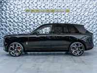 Neu Rolls Royce Cullinan 600 PS (441 kW) 2026 Schwarz SUV