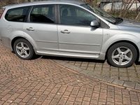 Używany Ford Focus 136 KM (100 kW) 2007 Srebrny Kombi