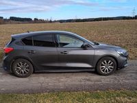 Gebraucht Ford Focus ST-Line 155 PS (114 kW) 2021 Grau Limousine