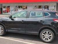 Gebraucht Nissan Qashqai Visia 116 PS (85 kW) 2014 Schwarz SUV
