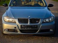 Second-hand BMW 325 Performance 218 CP (160 kW) 2006 Albastru Berlinǎ