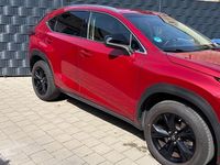 Gebraucht Lexus NX300h 197 PS (144 kW) 2018 Rot SUV