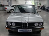 Gebraucht BMW 518 90 PS (66 kW) 1978 Silber Limousine