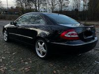 Gebraucht Mercedes CLK320 Elegance 218 PS (160 kW) 2004 Schwarz Coupé