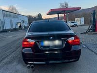 Gebraucht BMW 325 218 PS (160 kW) 2005 Schwarz Limousine