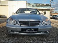 Gebraucht Mercedes C200 116 PS (85 kW) 2003 Brillantsilber  metalliclack Limousine