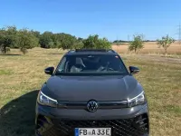 Gebraucht VW Tiguan R-line 204 PS (150 kW) 2025 Grau SUV