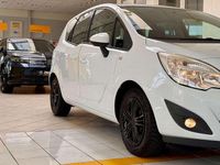 Gebraucht Opel Meriva Design Edition 120 PS (88 kW) 2012 Casabl/arctic/eisweiss/kaolin Van / Kleinbus