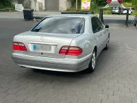Gebraucht Mercedes E320 Elegance 197 PS (144 kW) 2001 Silber Limousine