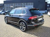 gebraucht VW Tiguan Highl. 2.0 TSI 4M DSG R-LINE NAVI LED ACC