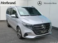 Gebraucht Mercedes V300 Style 237 PS (174 kW) 2024 Silber Van / Kleinbus