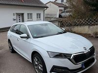 Gebraucht Skoda Octavia First Edition 150 PS (110 kW) 2020 Weiß Kombi