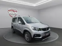 Gebraucht Peugeot Rifter Allure 131 PS (96 kW) 2021 Grau Van / Kleinbus