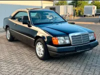 Gebraucht Mercedes 230 136 PS (100 kW) 1988 Blau Coupé