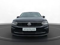 Gebraucht VW Tiguan Move 122 PS (89 kW) 2024 Schwarz SUV