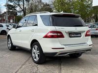 Gebraucht Mercedes ML350 306 PS (225 kW) 2013 Weiß SUV