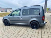 Gebraucht VW Caddy Highline 140 PS (102 kW) 2013 Grau Van / Kleinbus
