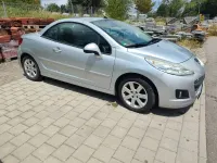 Gebraucht Peugeot 207 CC Platinum 120 PS (88 kW) 2010 Silber Cabrio