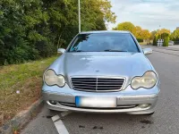 Gebraucht Mercedes C220 Avantgarde 143 PS (105 kW) 2002 Grau Limousine