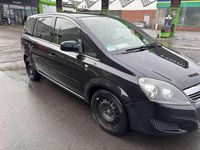 Gebraucht Opel Zafira Edition 116 PS (85 kW) 2011 Saphirschwarz mineraleffekt Van / Kleinbus