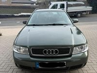 Gebraucht Audi A4 125 PS (91 kW) 1999 Grün Kombi